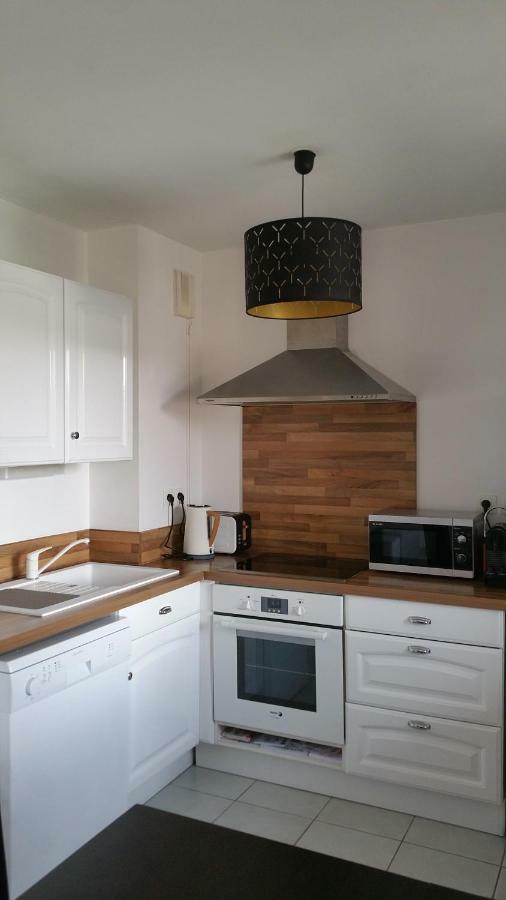 Апартаменти Apt 50M2 Avec Balcon Tout Equipe Proche D'Avignon Перн-ле-Фонтен Екстер'єр фото